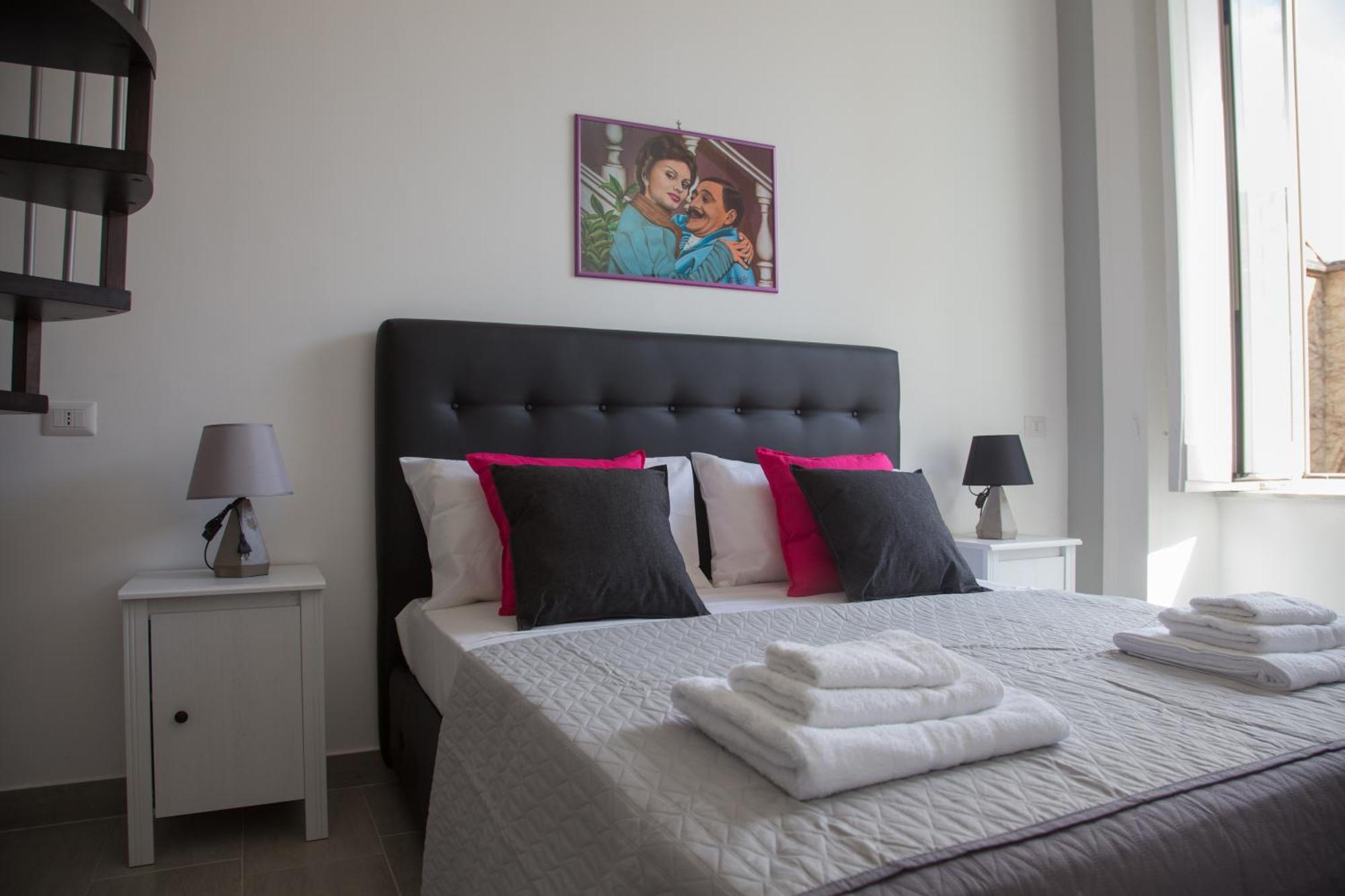 Vesuvius Luxury Suites Naples Exterior photo