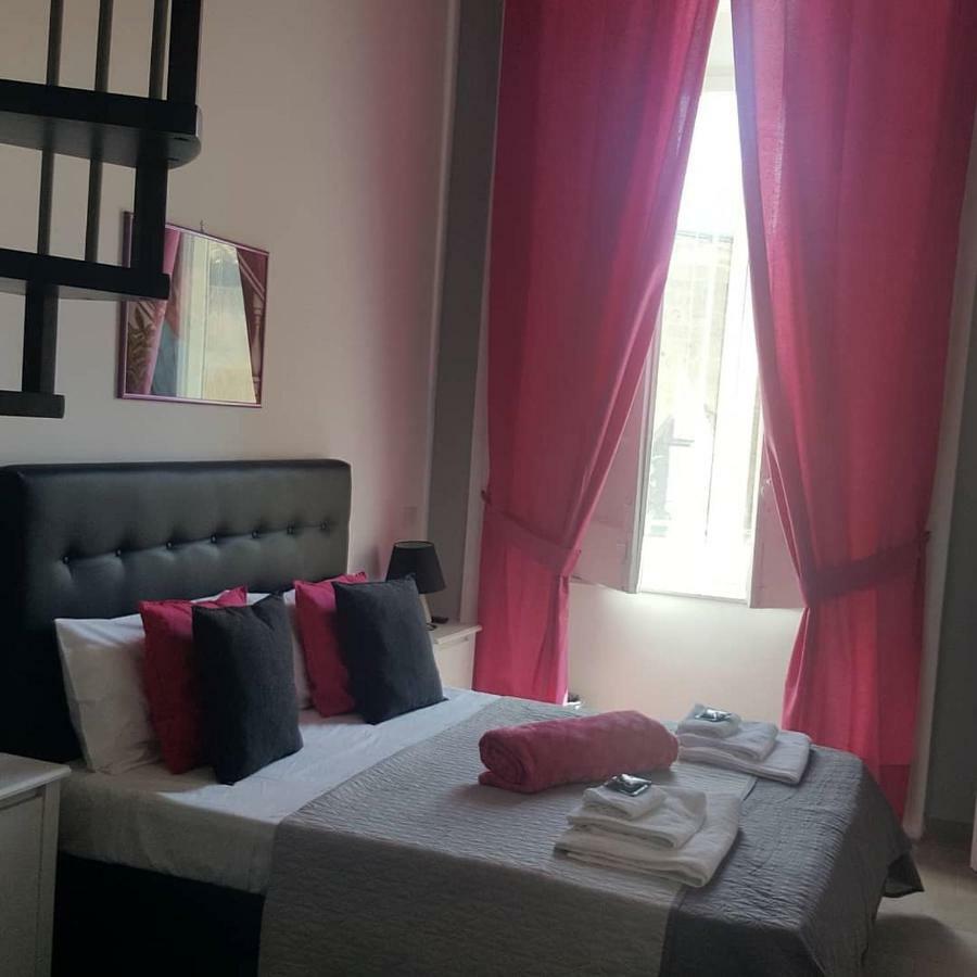 Vesuvius Luxury Suites Naples Exterior photo
